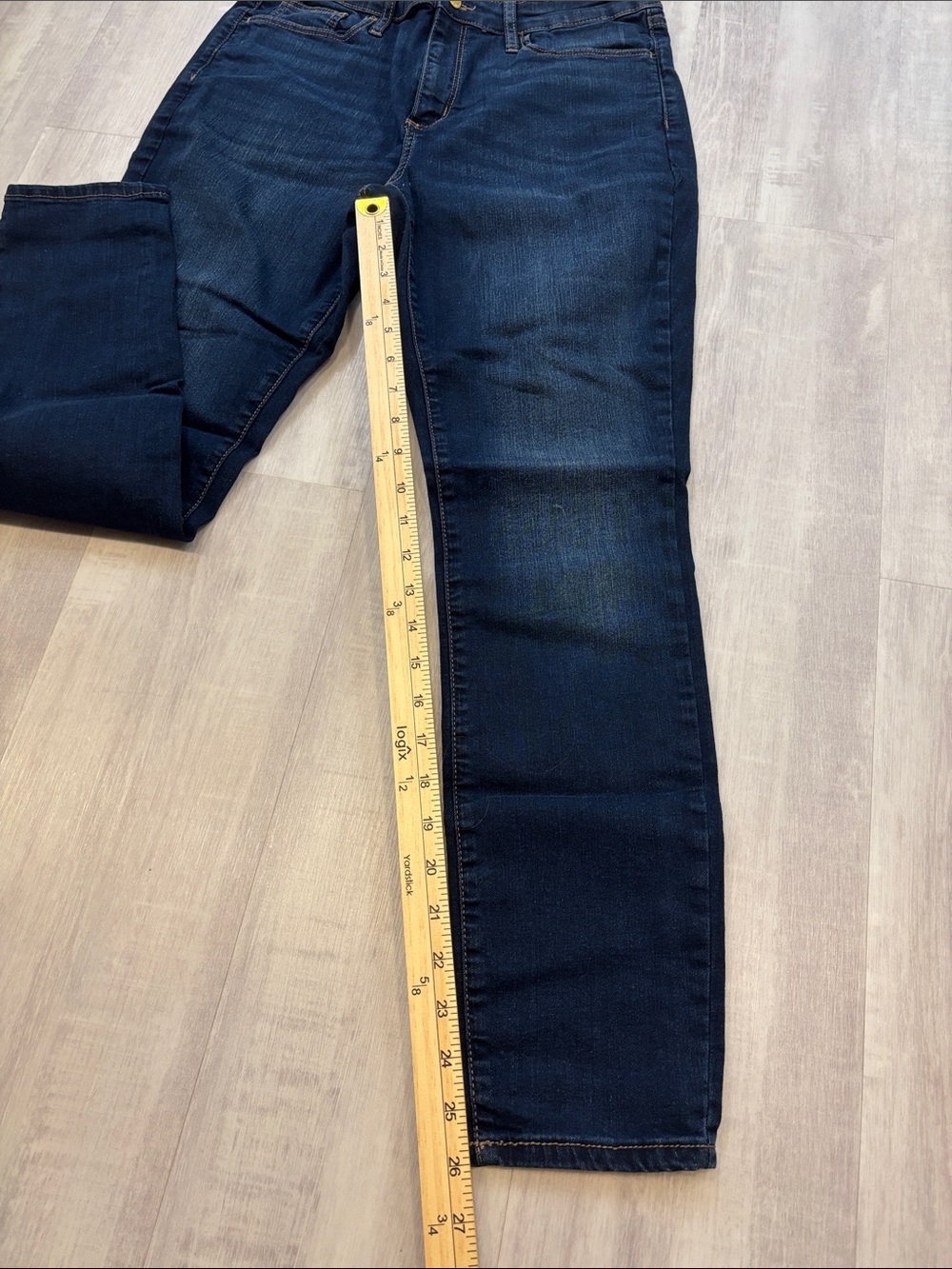 Universal Women's Skinny Jeans — Olive Green & Dark Blue (Bundle) - Picture 9 of 11